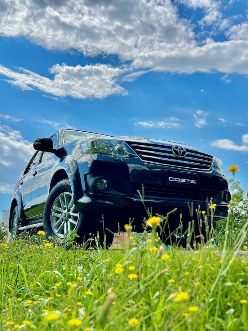 HILUX SW4 3.0 SRV 4X4 16V TURBO INTERCOOLER DIESEL 4P AUTOMÁTICO - 2013 - BENTO GONçALVES