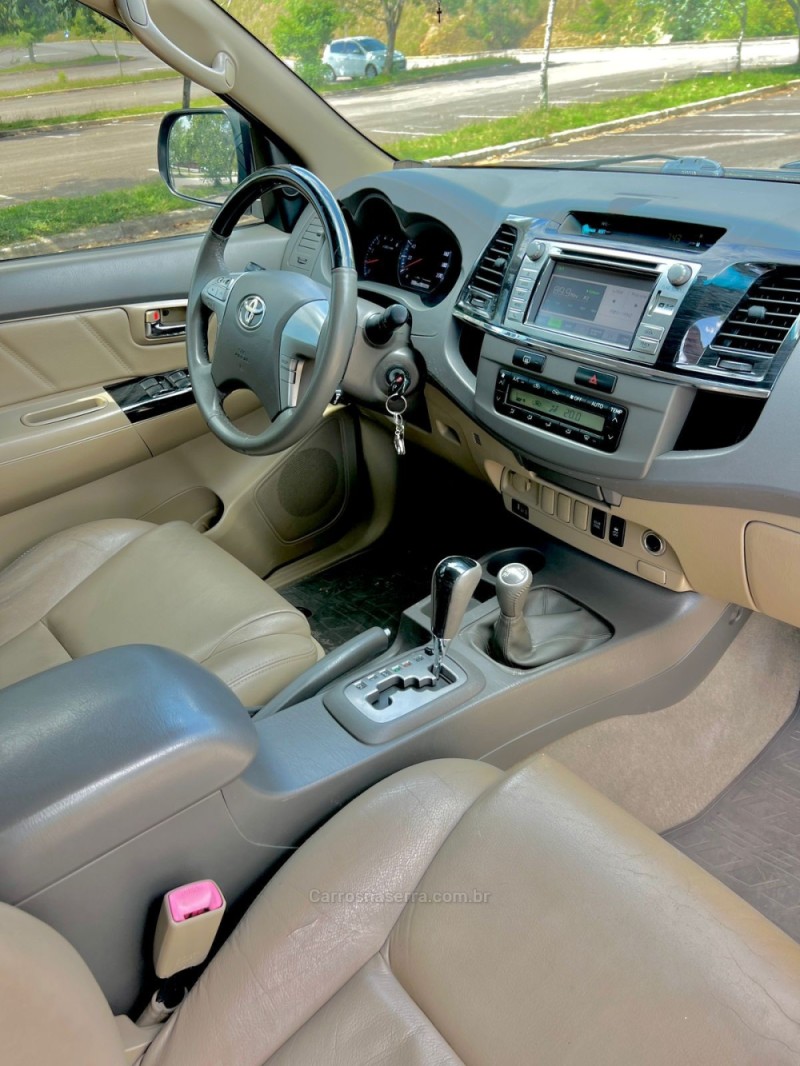 HILUX SW4 3.0 SRV 4X4 16V TURBO INTERCOOLER DIESEL 4P AUTOMÁTICO - 2013 - BENTO GONçALVES