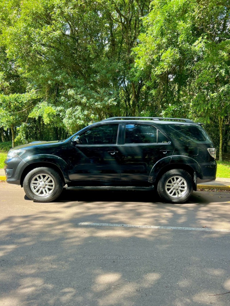 HILUX SW4 3.0 SRV 4X4 16V TURBO INTERCOOLER DIESEL 4P AUTOMÁTICO - 2013 - BENTO GONçALVES