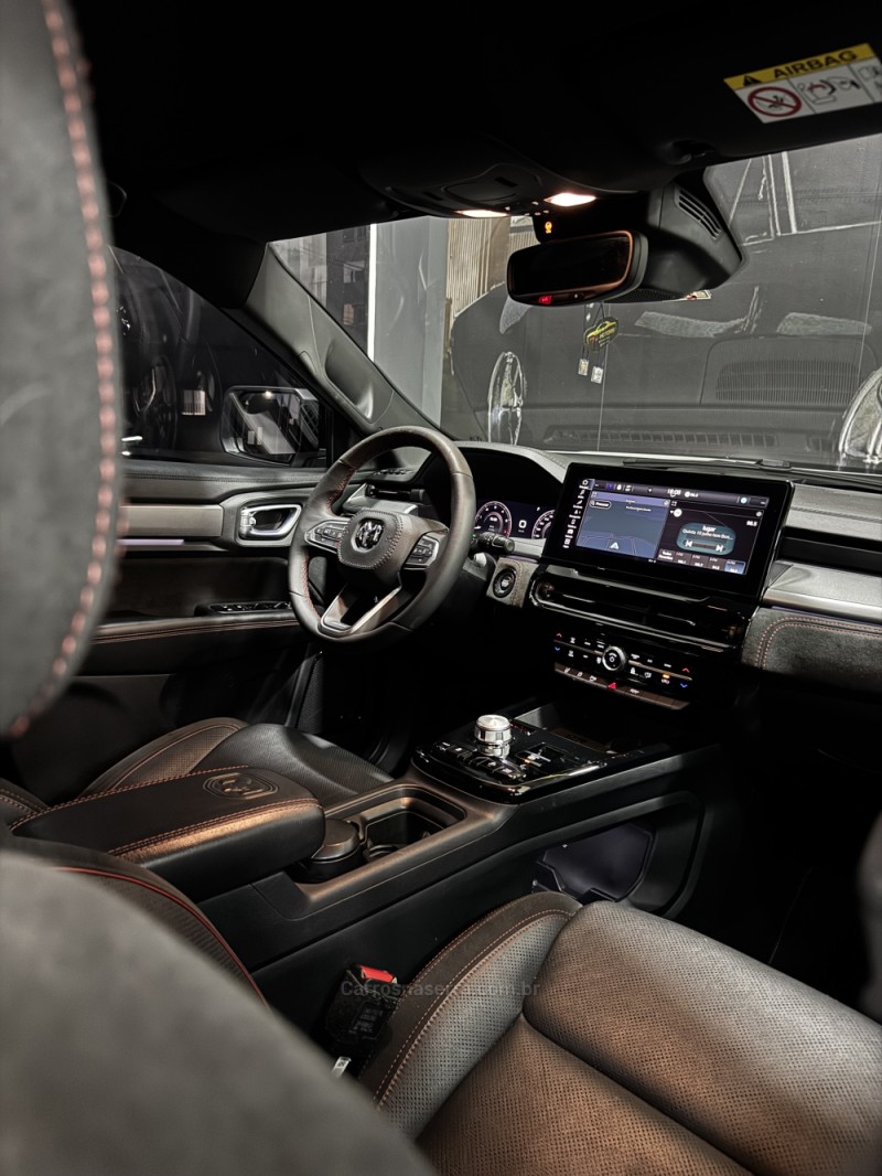 RAMPAGE 2.0 HURRICANE R/T 4 4X4 TURBO GASOLINA 4P AUTOMÁTICO - 2024 - CAXIAS DO SUL