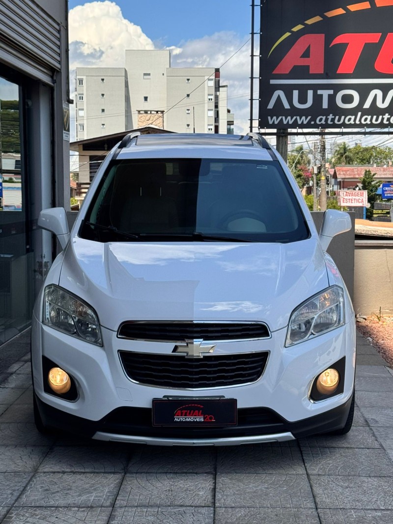tracker 1.8 mpfi ltz 4x2 16v flex 4p automatico 2014 caxias do sul