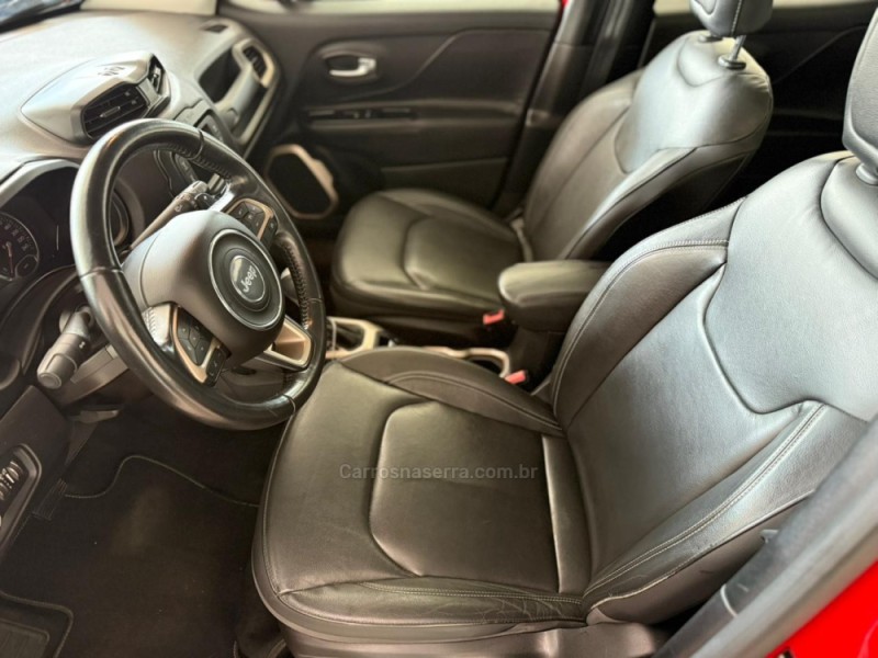 RENEGADE 1.8 16V FLEX LONGITUDE 4P AUTOMÁTICO - 2016 - VACARIA