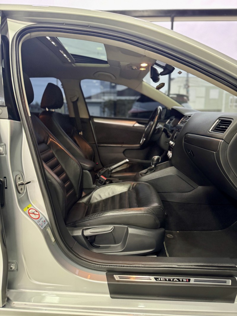 JETTA 2.0 TSI HIGHLINE 211CV GASOLINA 4P TIPTRONIC - 2014 - CAXIAS DO SUL