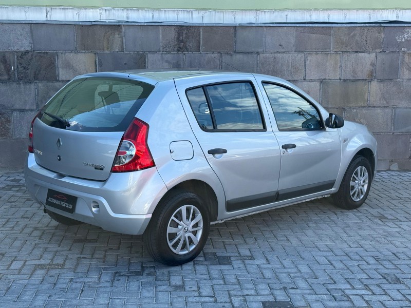 SANDERO 1.0 EXPRESSION 16V FLEX 4P MANUAL - 2011 - CAXIAS DO SUL