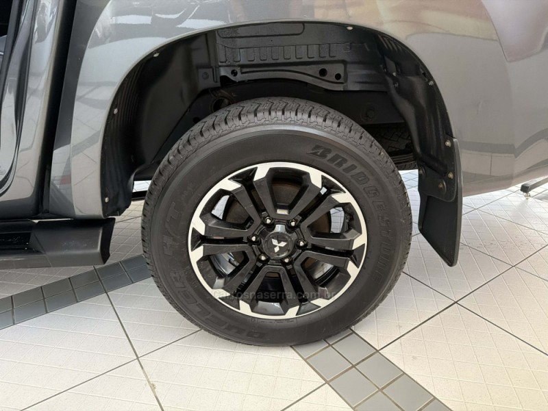 L200 TRITON 2.4 16V TURBO DIESEL SPORT HPE CD 4P 4X4 AUTOMÁTICO - 2023 - PORTO ALEGRE