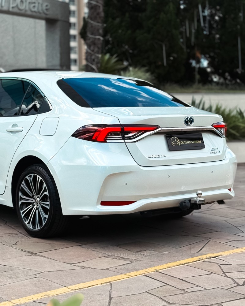 COROLLA 1.8 ALTIS PREMIUM 16V HÍBRIDO 4P AUTOMÁTICO - 2023 - NOVO HAMBURGO