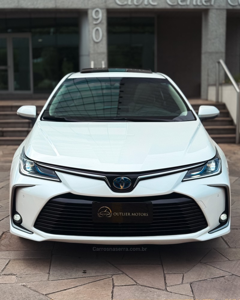 COROLLA 1.8 ALTIS PREMIUM 16V HÍBRIDO 4P AUTOMÁTICO - 2023 - NOVO HAMBURGO