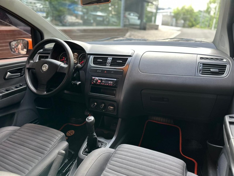 CROSSFOX 1.6 MI FLEX 8V 4P MANUAL - 2011 - DOIS IRMãOS