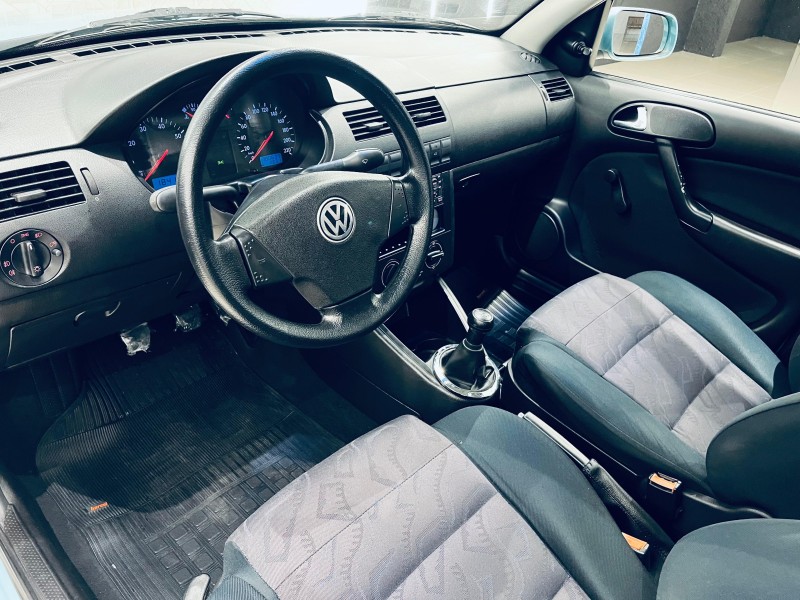 PARATI 2.0 MI 8V GASOLINA 4P MANUAL G.III - 2000 - CAXIAS DO SUL