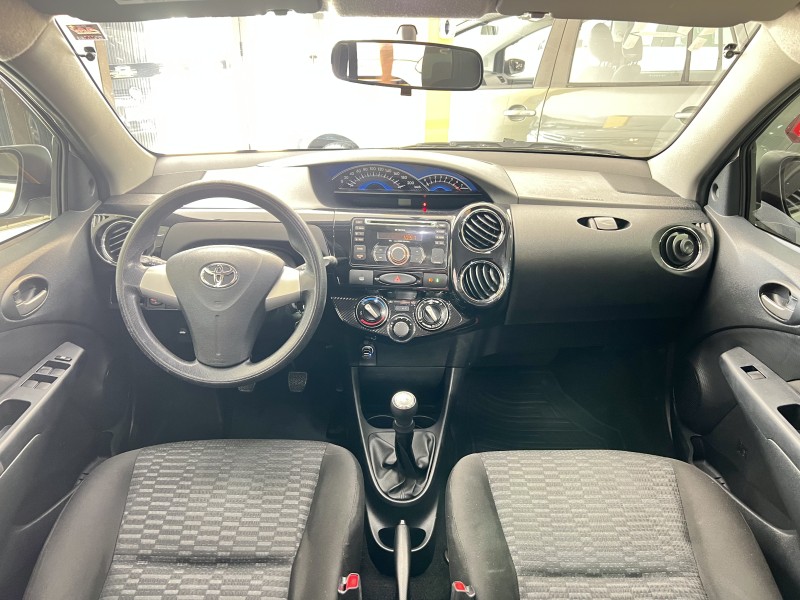 ETIOS 1.5 XS 16V FLEX 4P MANUAL - 2014 - CAXIAS DO SUL