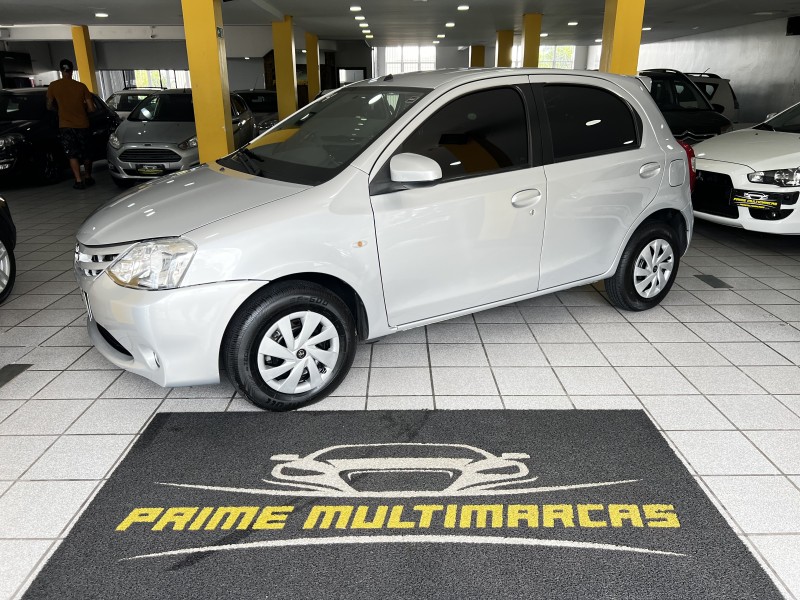 etios 1.5 xs 16v flex 4p manual 2014 caxias do sul