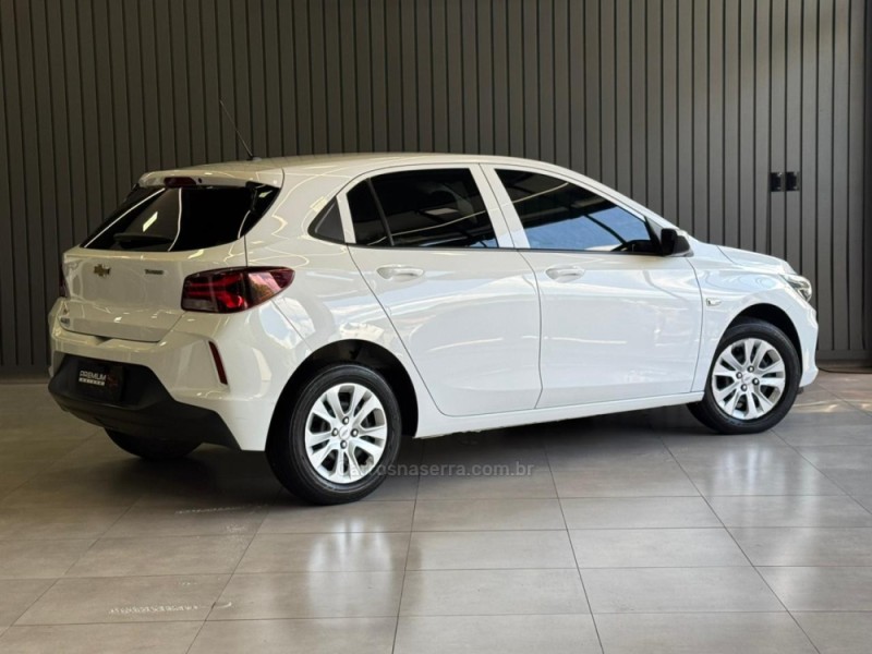 ONIX 1.0 HATCH TURBO 12V FLEX 4P AUTOMÁTICO - 2021 - DOIS IRMãOS