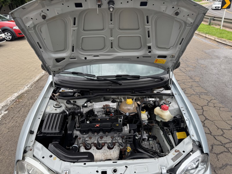 CLASSIC 1.0 MPFI LIFE 8V FLEX 4P MANUAL - 2009 - DOIS IRMãOS