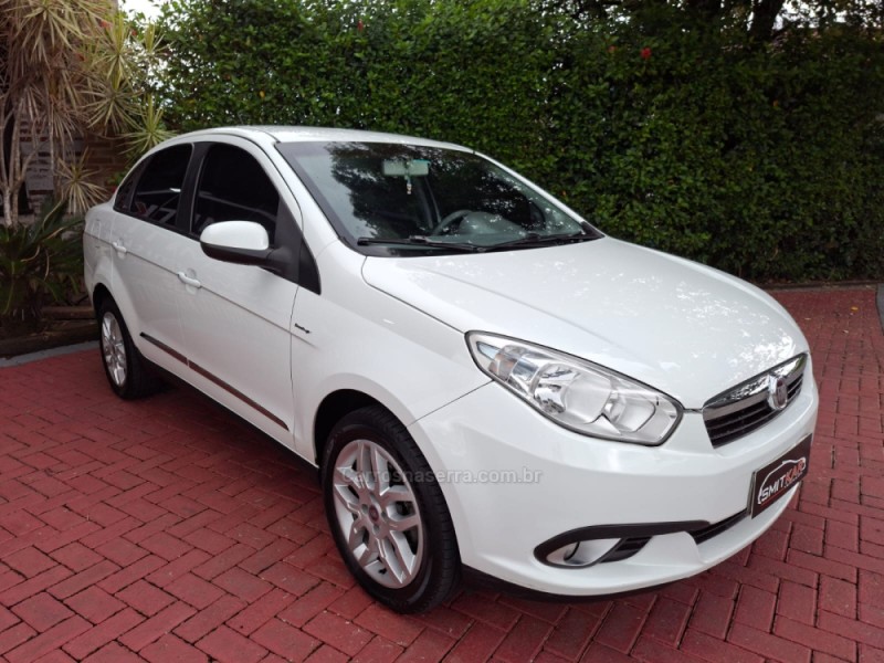 GRAND SIENA 1.6 MPI ESSENCE 16V FLEX 4P AUTOMATIZADO - 2013 - ROLANTE