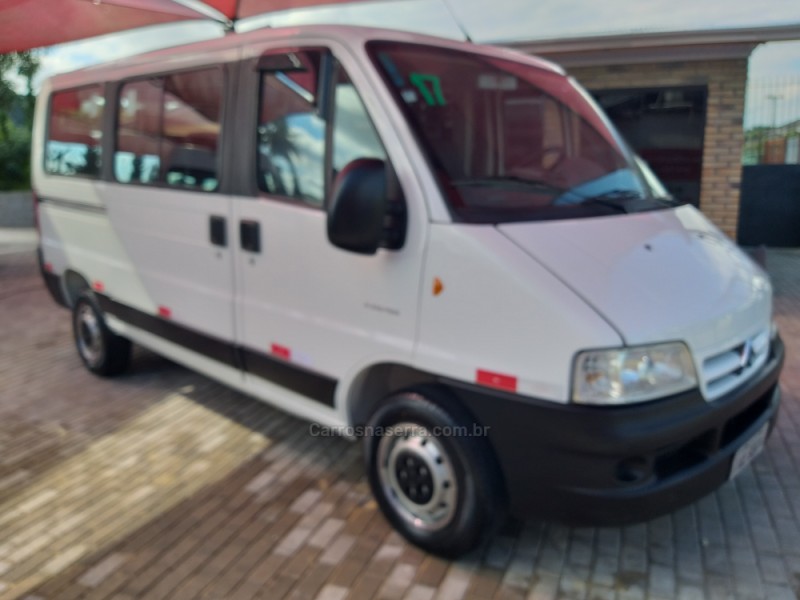 jumper 2.3 minibus 16v turbo intercooler diesel 4p manual 2017 caxias do sul