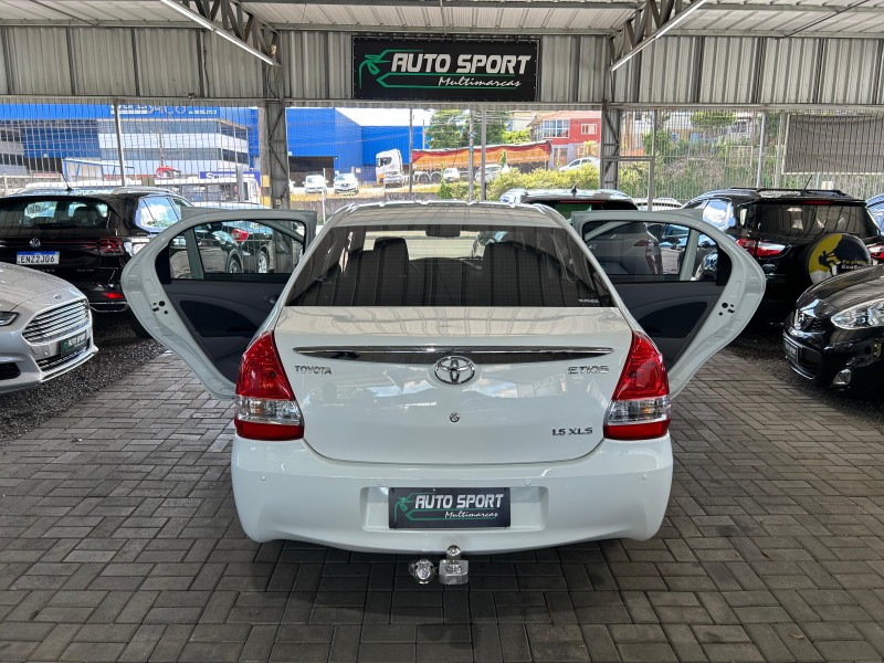ETIOS 1.5 XLS SEDAN 16V FLEX 4P MANUAL - 2013 - CAXIAS DO SUL