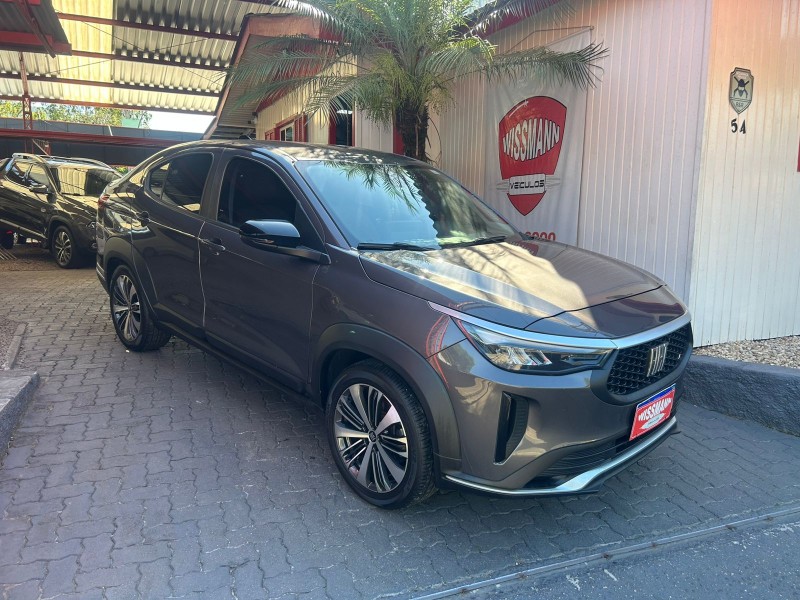 fastback 1.0 audace 200 turbo flex 4p automatico 2024 tres coroas