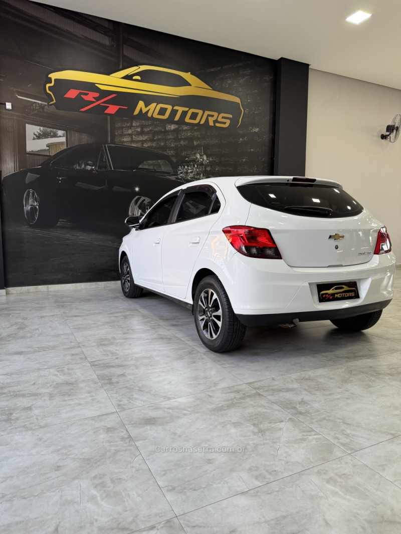 ONIX 1.4 MPFI LTZ 8V FLEX 4P AUTOMÁTICO - 2015 - CAXIAS DO SUL