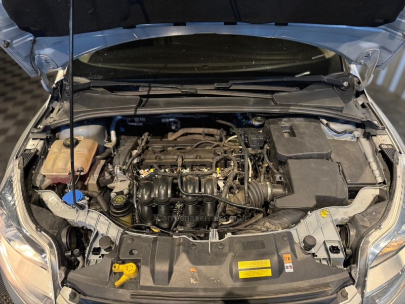 FOCUS 1.6 SE 16V FLEX 4P AUTOMÁTICO - 2014 - FARROUPILHA