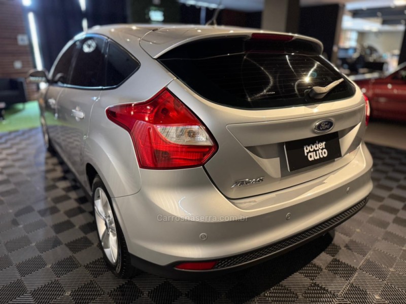 FOCUS 1.6 SE 16V FLEX 4P AUTOMÁTICO - 2014 - FARROUPILHA