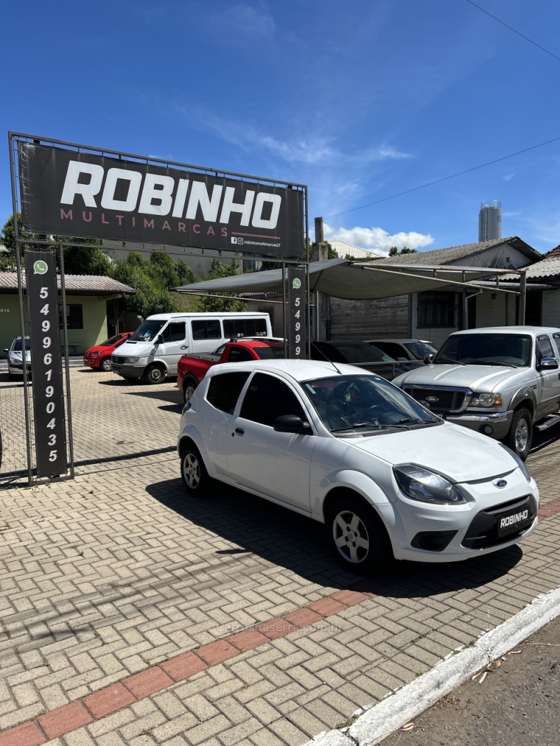 KA 1.0 FREESTYLE 12V FLEX 4P MANUAL - 2012 - CAMBARá DO SUL