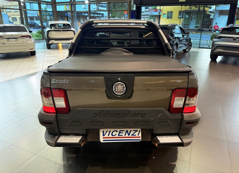 STRADA 1.8 MPI ADVENTURE CD 16V FLEX 2P MANUAL - 2013 - FARROUPILHA