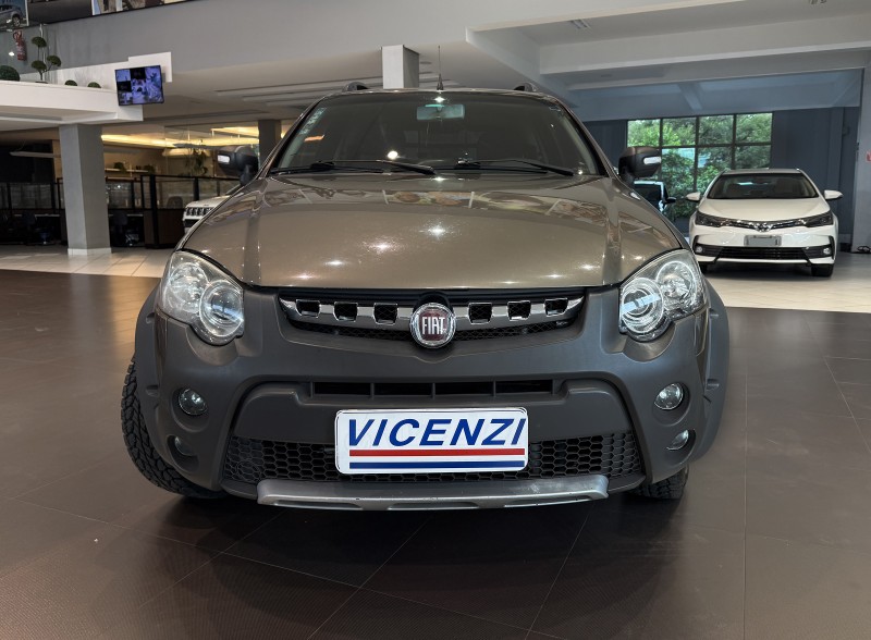 STRADA 1.8 MPI ADVENTURE CD 16V FLEX 2P MANUAL - 2013 - FARROUPILHA