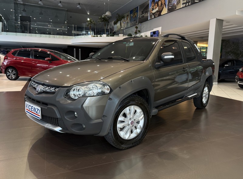 STRADA 1.8 MPI ADVENTURE CD 16V FLEX 2P MANUAL - 2013 - FARROUPILHA
