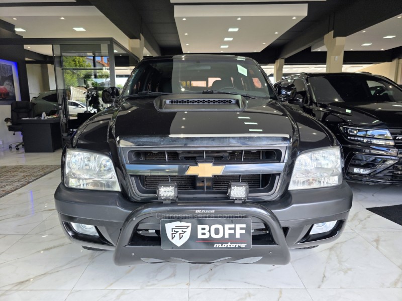 BLAZER 2.4 MPFI COLINA 4X2 8V GASOLINA 4P MANUAL - 2005 - CAXIAS DO SUL