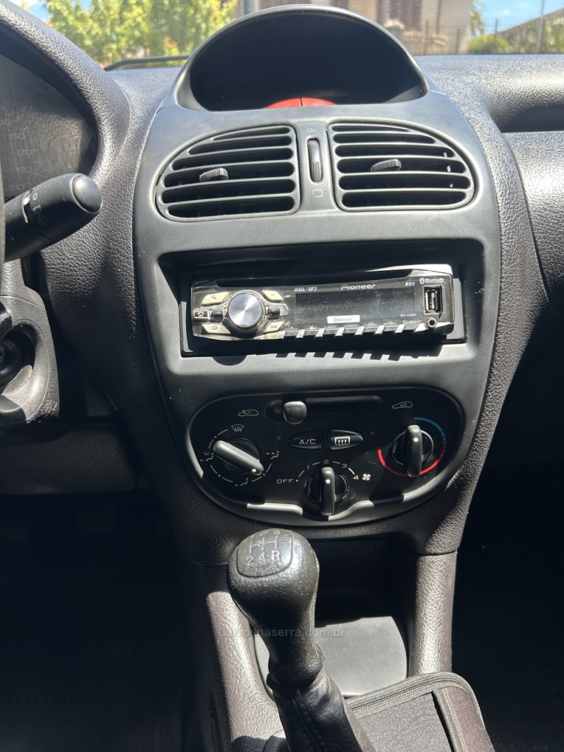 206 1.4 FELINE 8V FLEX 4P MANUAL - 2006 - CAMBARá DO SUL