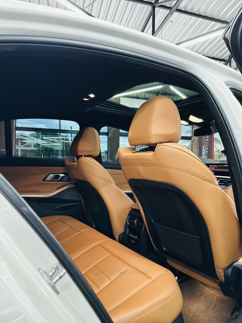 320I 2.0 M SPORT 16V TURBO ACTIVEFLEX 4P AUTOMÁTICO - 2022 - CANELA