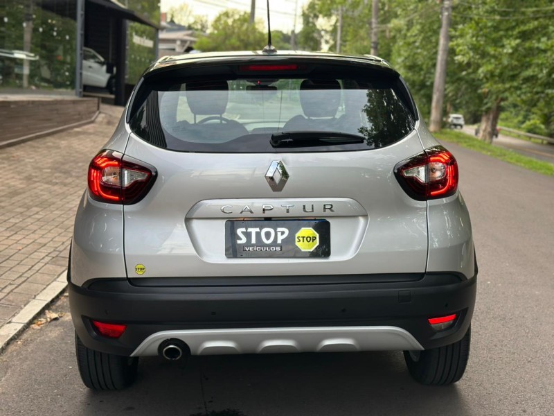 CAPTUR 1.3 ZEN 16V TURBO FLEX 4P AUTOMÁTICO - 2022 - DOIS IRMãOS