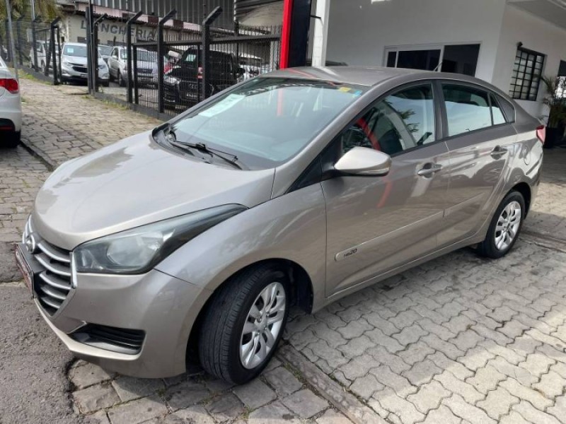 HB20S 1.0 COMFORT PLUS 12V FLEX 4P MANUAL - 2016 - CAXIAS DO SUL