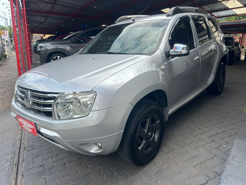 DUSTER 2.0 DYNAMIQUE 4X2 16V FLEX 4P AUTOMÁTICO - 2012 - TRêS COROAS