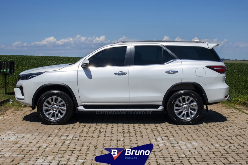 HILUX SW4 2.8 SRX 4X4 16V TURBO INTERCOOLER DIESEL 4P AUTOMÁTICO - 2024 - PALMEIRA DAS MISSõES