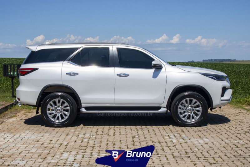 HILUX SW4 2.8 SRX 4X4 16V TURBO INTERCOOLER DIESEL 4P AUTOMÁTICO - 2024 - PALMEIRA DAS MISSõES