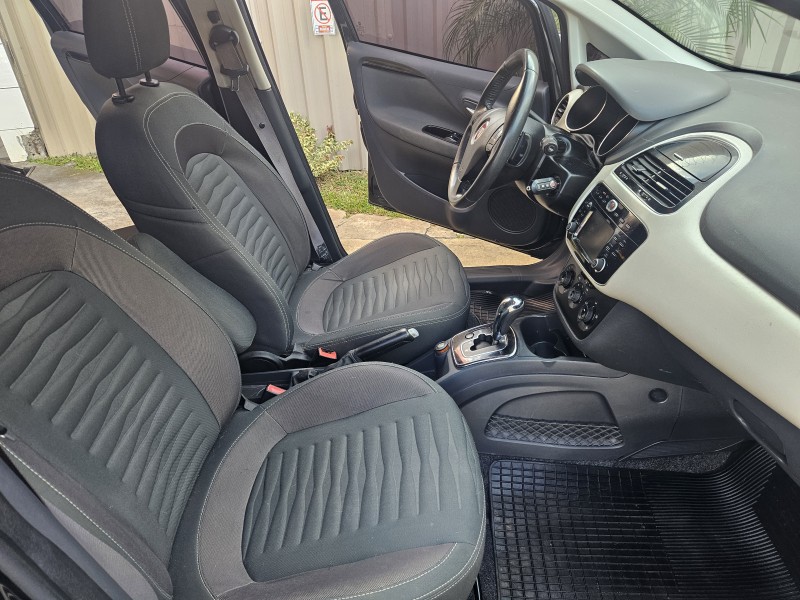 PUNTO 1.6 ESSENCE SP DUALOGIC 16V FLEX 4P AUTOMATIZADO - 2016 - CAXIAS DO SUL