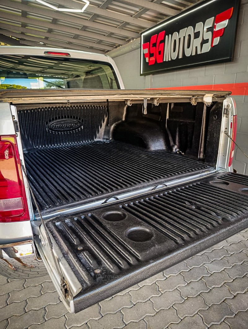 AMAROK 2.0 SE 4X4 CS 16V TURBO INTERCOOLER DIESEL 4P MANUAL - 2016 - HARMONIA