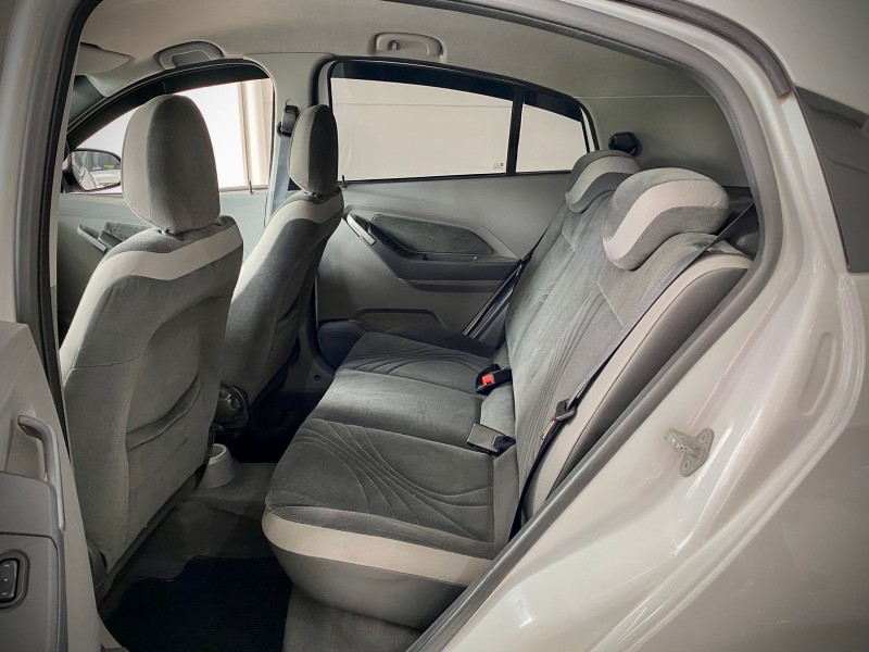 AGILE 1.4 MPFI LTZ 8V FLEX 4P MANUAL - 2012 - LAJEADO