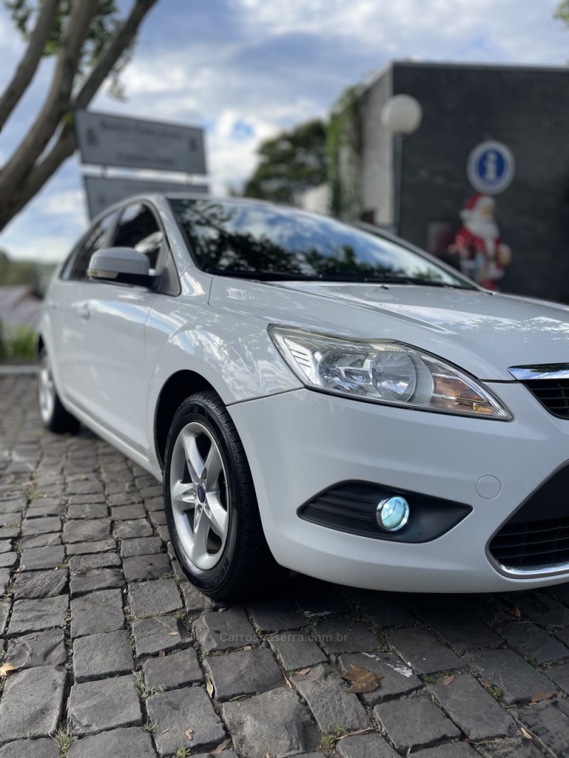 FOCUS 1.6 GLX 8V FLEX 4P MANUAL - 2011 - BENTO GONçALVES