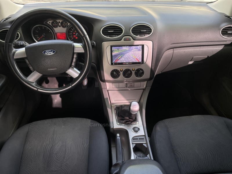 FOCUS 1.6 GLX 8V FLEX 4P MANUAL - 2011 - BENTO GONçALVES