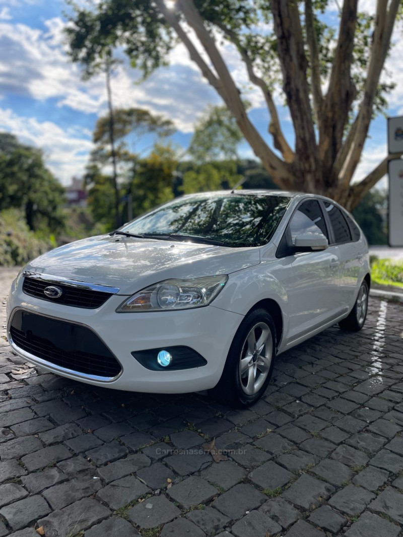 FOCUS 1.6 GLX 8V FLEX 4P MANUAL - 2011 - BENTO GONçALVES