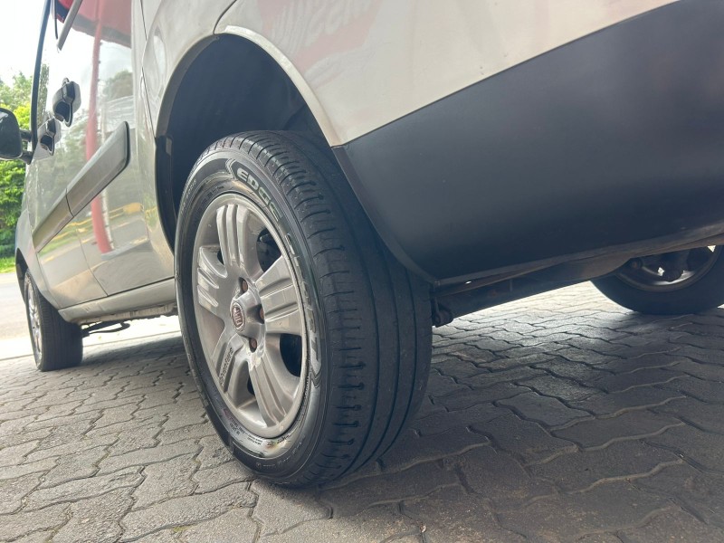 DOBLÓ 1.8 MPI HLX 8V FLEX 4P MANUAL - 2011 - TRêS COROAS