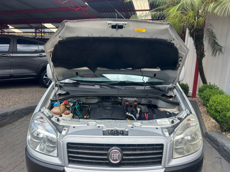 DOBLÓ 1.8 MPI HLX 8V FLEX 4P MANUAL - 2011 - TRêS COROAS