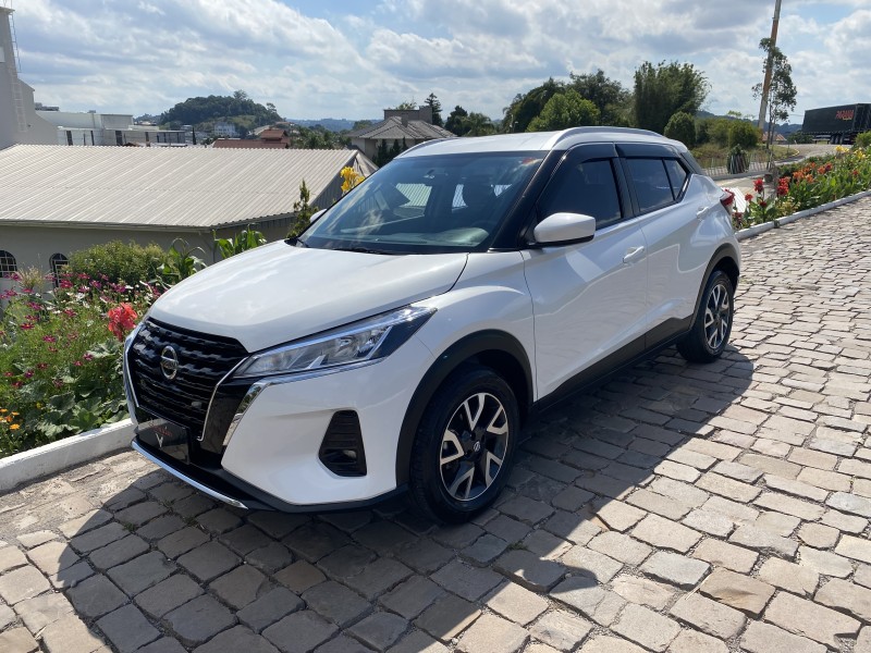 KICKS 1.6 SENSE 16V FLEX 4P AUTOMÁTICO - 2022 - CARLOS BARBOSA