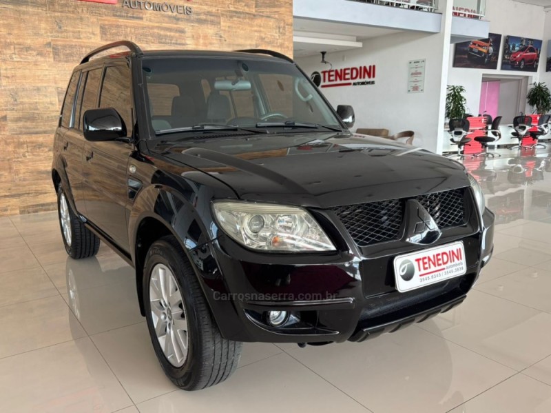 PAJERO TR4 2.0 4X2 16V 140CV FLEX 4P AUTOMÁTICO - 2013 - IGREJINHA