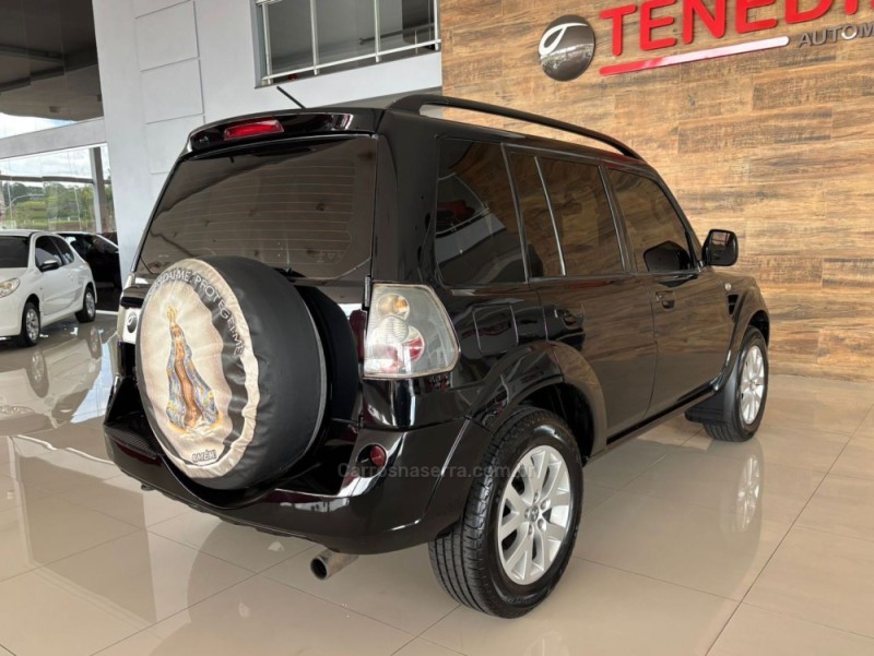 PAJERO TR4 2.0 4X2 16V 140CV FLEX 4P AUTOMÁTICO - 2013 - IGREJINHA