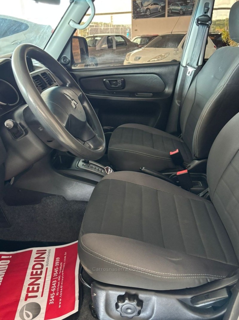 PAJERO TR4 2.0 4X2 16V 140CV FLEX 4P AUTOMÁTICO - 2013 - IGREJINHA