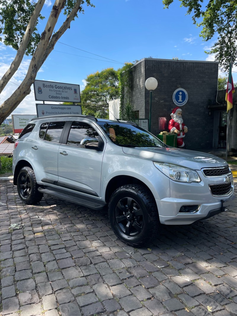 TRAILBLAZER 2.8 LTZ 4X4 16V TURBO DIESEL 4P AUTOMÁTICO - 2013 - BENTO GONçALVES