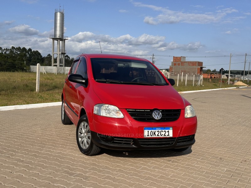 FOX 1.0 MI 8V FLEX 4P MANUAL - 2008 - PORTãO